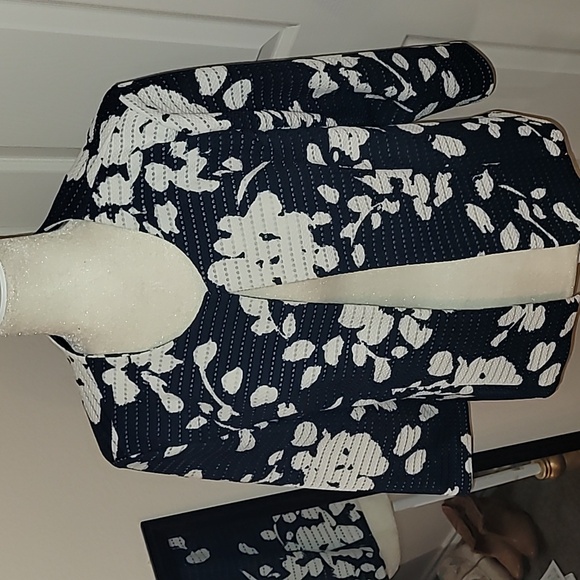 89th & Madison blazer - Picture 3 of 8